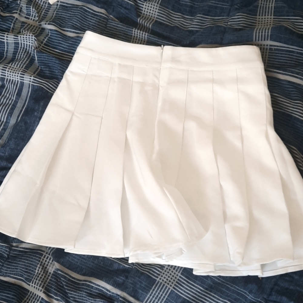 Women's small skirt 😍